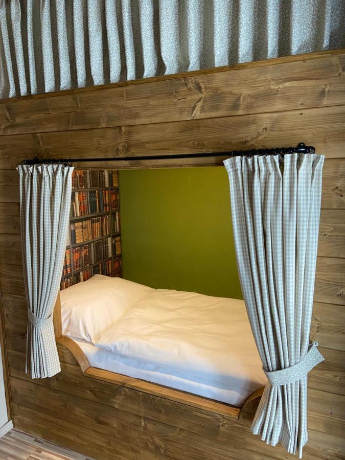 Hatzenport Ferienwohnung Am Kirchberg מראה חיצוני תמונה
