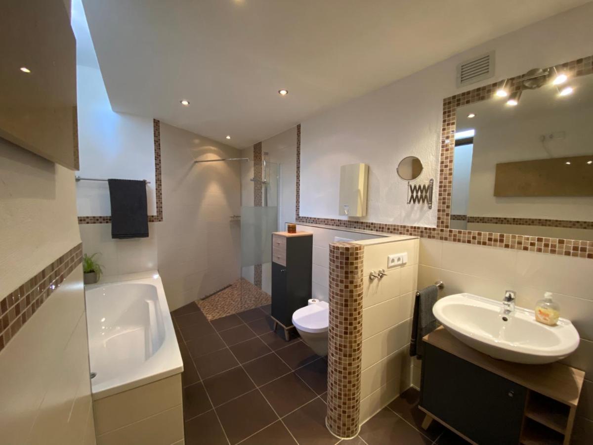 Hatzenport Ferienwohnung Am Kirchberg מראה חיצוני תמונה